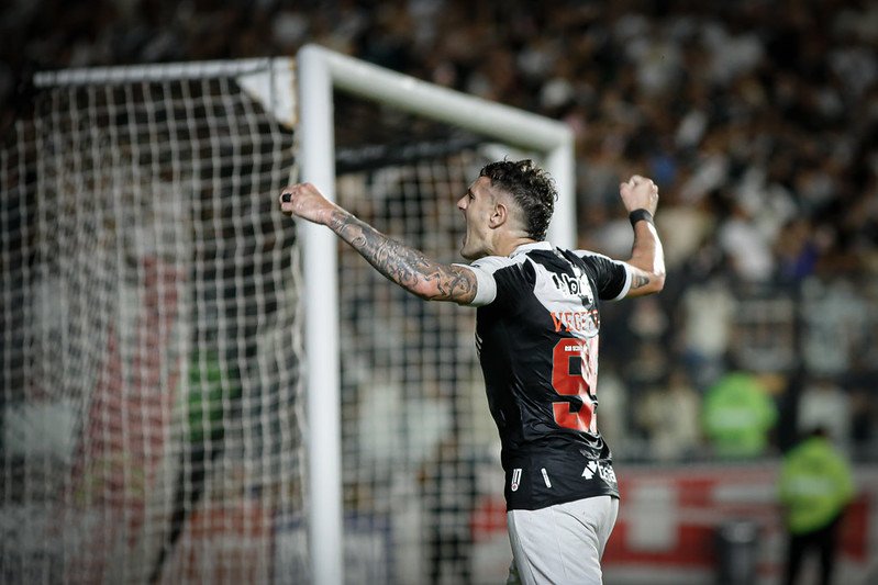 VEGETTI RELEMBRA CHEGADA AO VASCO E MOMENTOS DIFÍCEIS EM 2023