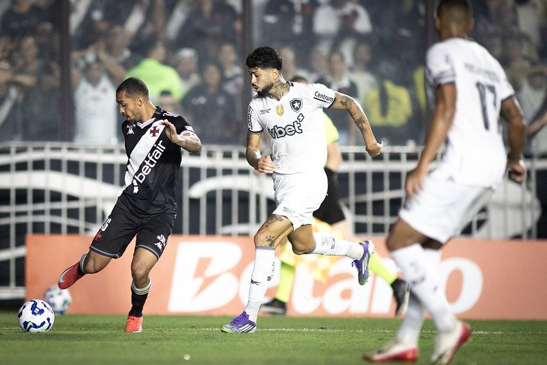 VASCO VENCEU O BOTAFOGO 10 VEZES NO ENGENHÃO