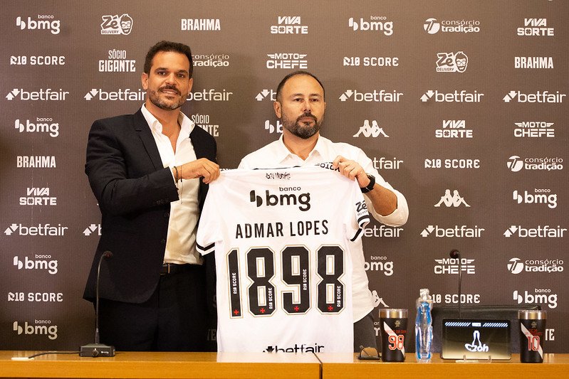 ADMAR LOPES ACERTA DEFESA DO VASCO E TORCEDOR SONHA COM VAGA NA LIBERTADORES