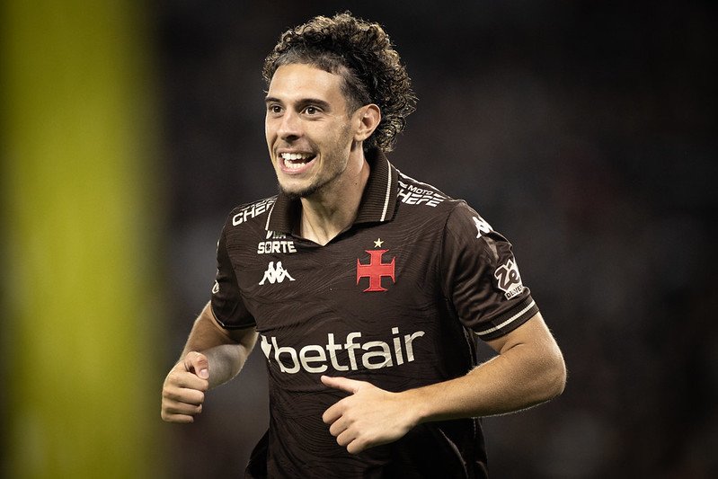 VASCO TEM 5 JOGADORES PENDURADOS CONTRA O SÃO PAULO