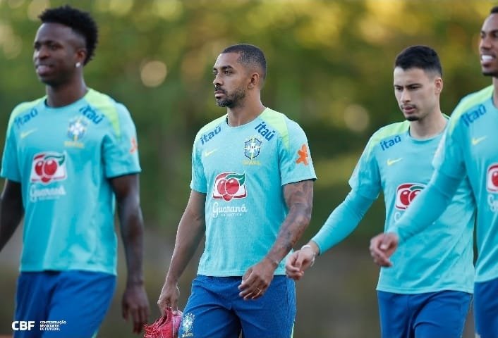 PAULO HENRIQUE SE APRESENTA À SELEÇÃO BRASILEIRA