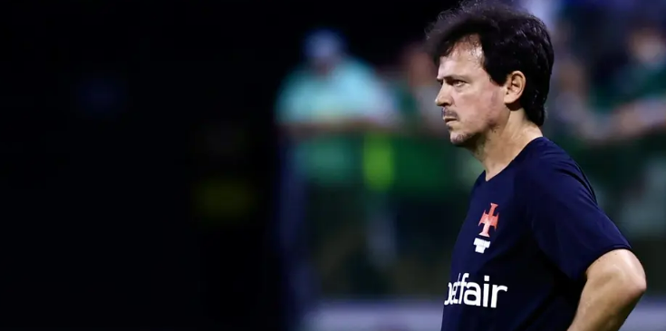 DINIZ APOIA VAIA DO TORCEDOR CONTRA ZAGUEIRO DO VASCO