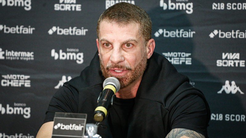 PRESIDENTE DO VASCO É AGREDIDO PELA POLÍCIA DE MINAS