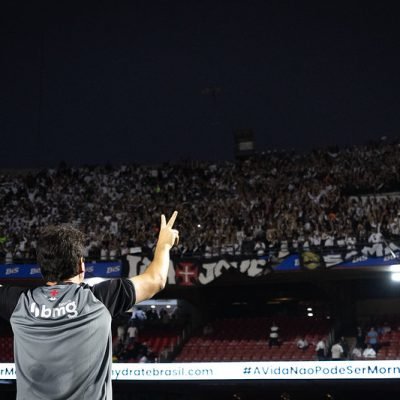 FERNANDO DINIZ TEM O SEGUNDO PIOR APROVEITAMENTO DO TOP 10