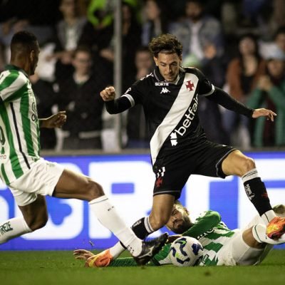 NUNO GANHA ESPAÇO NO VASCO COM GOLS E INTELIGÊNCIA