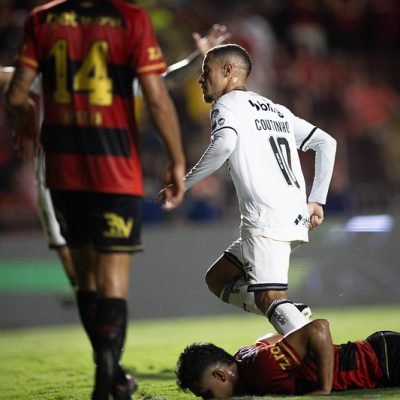 COUTINHO VIVE FASE ARTILHEIRA EM AGOSTO