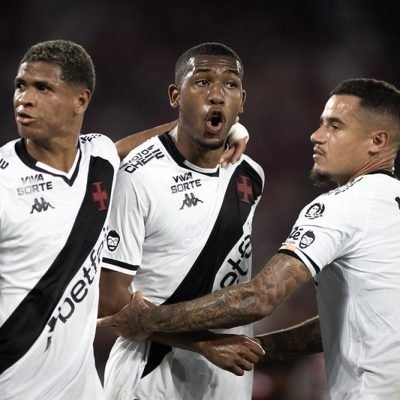 VOLANTES SÃO DESTAQUES DO VASCO CONTRA O FLAMENGO